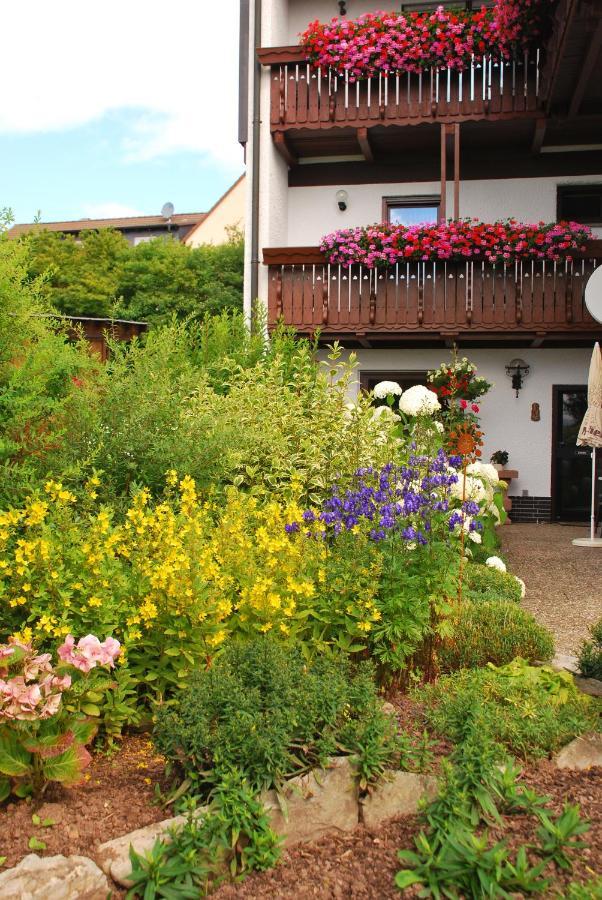 Hotel Landhaus Ingeborg Poppenhausen Exterior foto